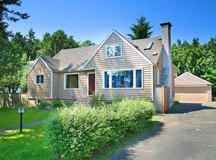 1046 NE 117th St, Seattle, WA 98125