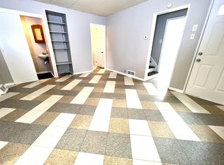 1124 4th Ave #1, Beaver Falls, PA 15010