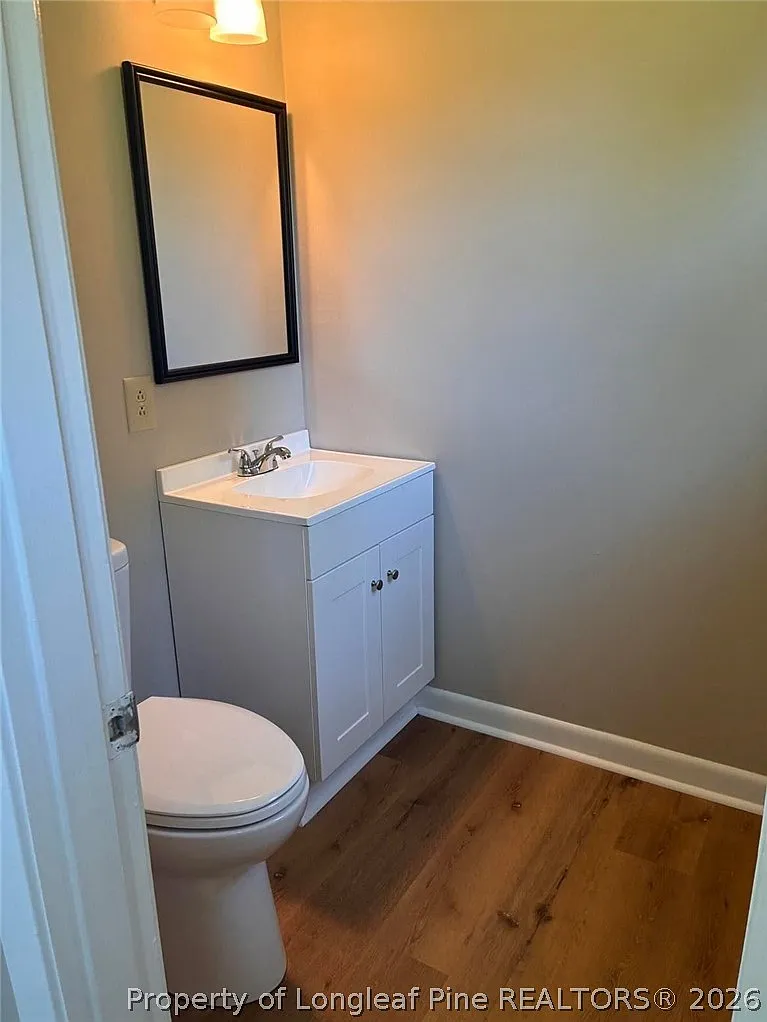 3 bed, 1.5 bath, 1404 sqft, $1,650 — Photo 2