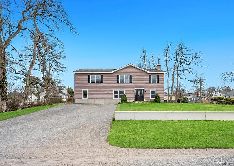 1st image of 236 Forest Road W