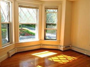 68 Rogers Rd, Kittery, ME 03904