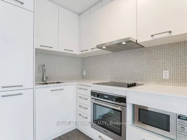 87 Peter St #3106 — Photo 9