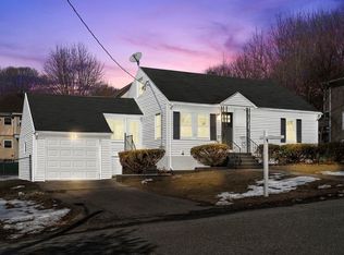 30 Troy Rd, North Andover, MA 01845