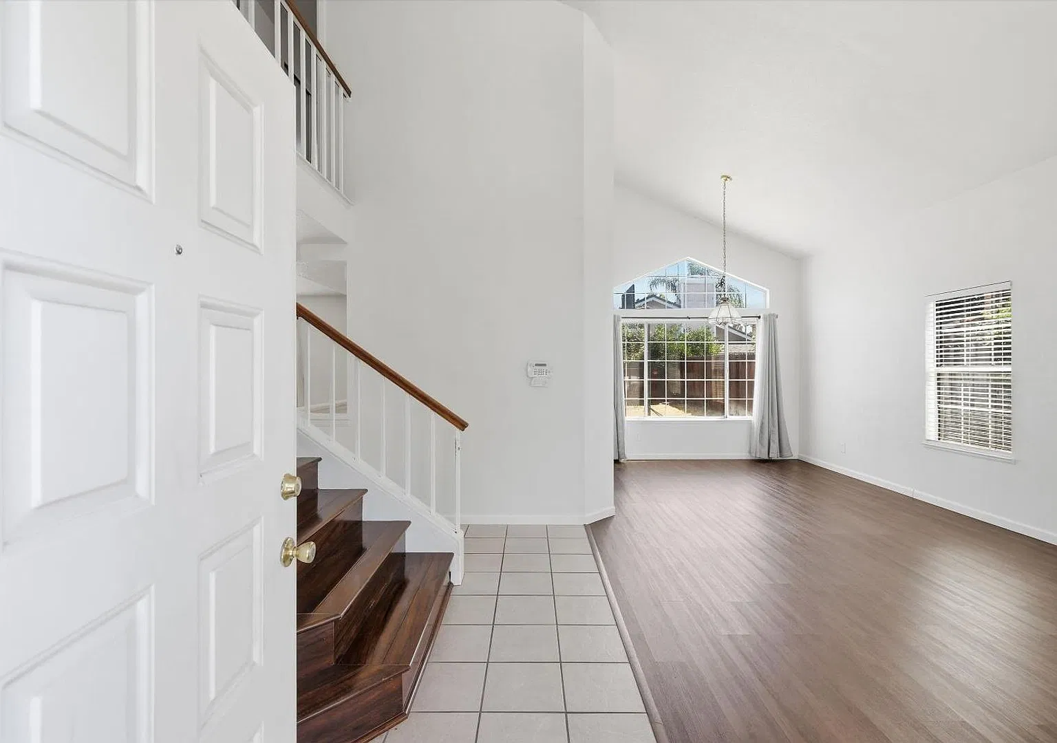 Upscale Home with Lodi Schools — Photo 3