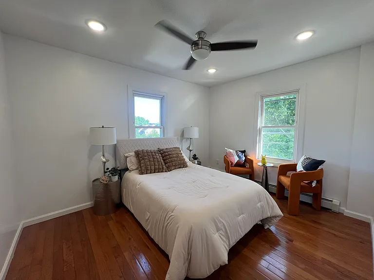 255 Lafayette Pl #2R — Photo 3