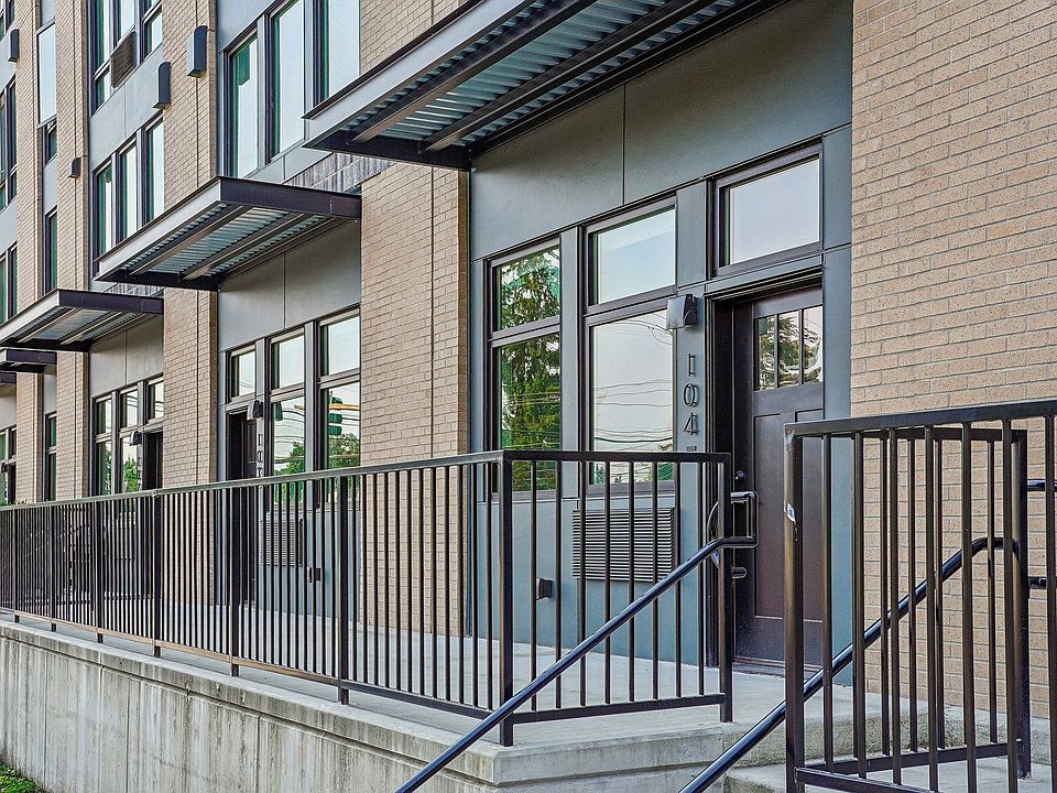 1st image of 401 Union Ave SE #103