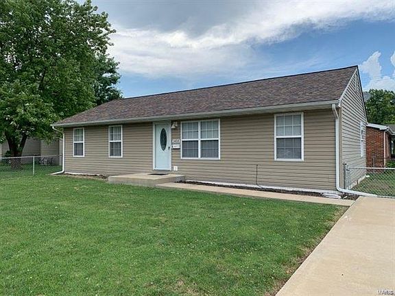 2nd image of 1433 Norwood Dr