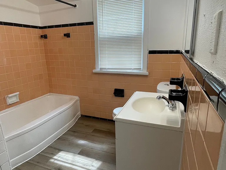 11614 Lansdowne St — Photo 13
