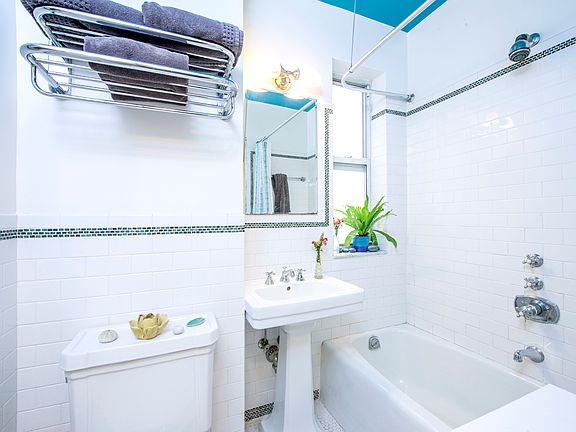 4th image of 250 W 94th St #6J