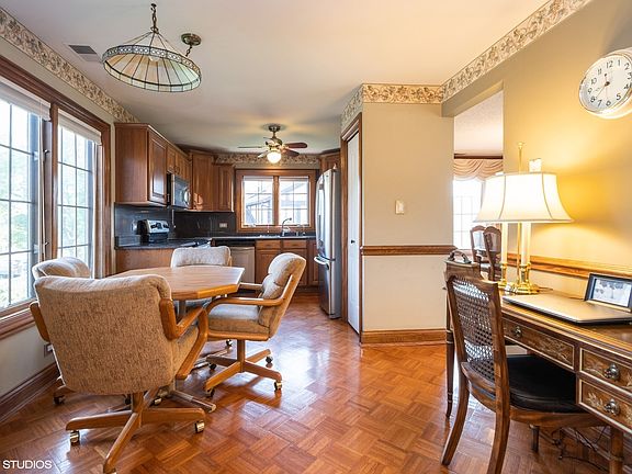 5th image of 13325 S Oak Hills Pkwy #4