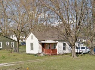 109 S Independence Ave, Dearing, KS 67340