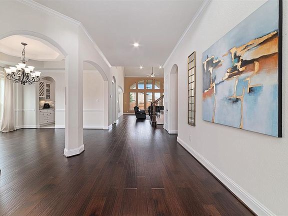 4th image of 11431 Gowanhill Dr
