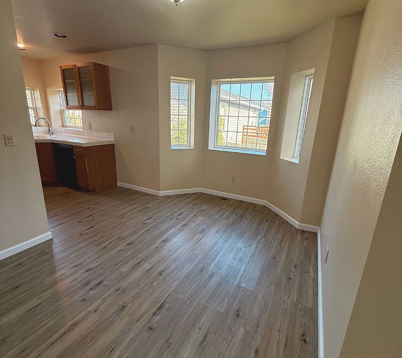 1st image of 6314 SW Harbor Ave