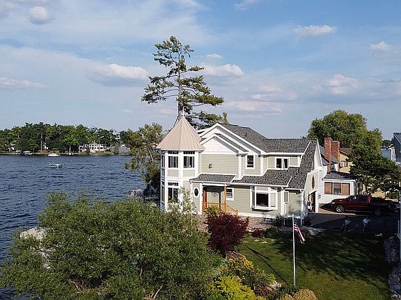 2nd image of 51 Crescent Ave