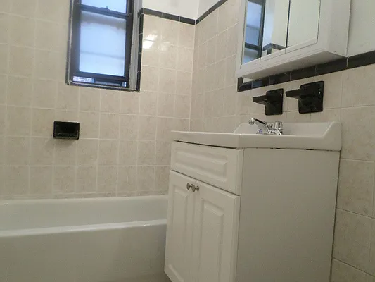 Rented by Keller Williams NYC | media 8