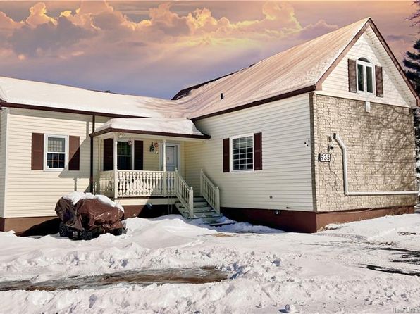 935 Miller Ln, Bathurst, NB E2A 2J5