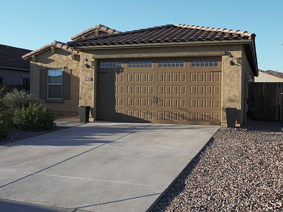 2nd image of 2730 E Bellerive Dr