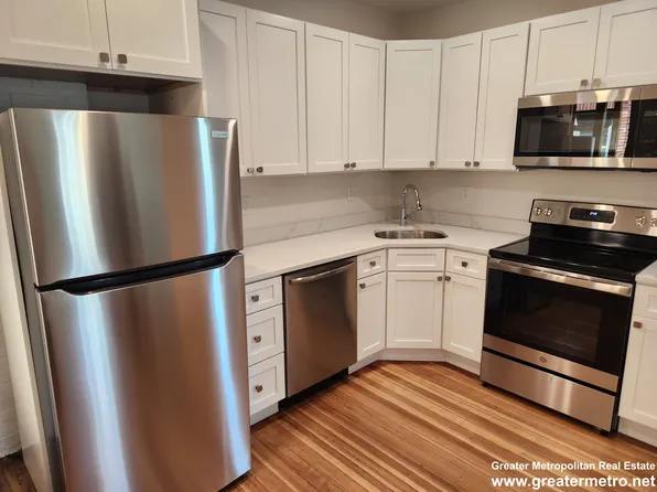 1612 Columbia Rd Floor 3, Boston, MA 02127