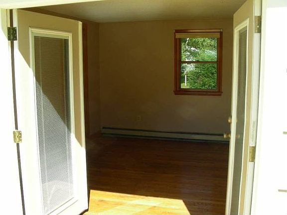 Masterbed room & deck
