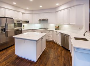 5385 Carmel Knolls Dr, San Diego, CA 92130