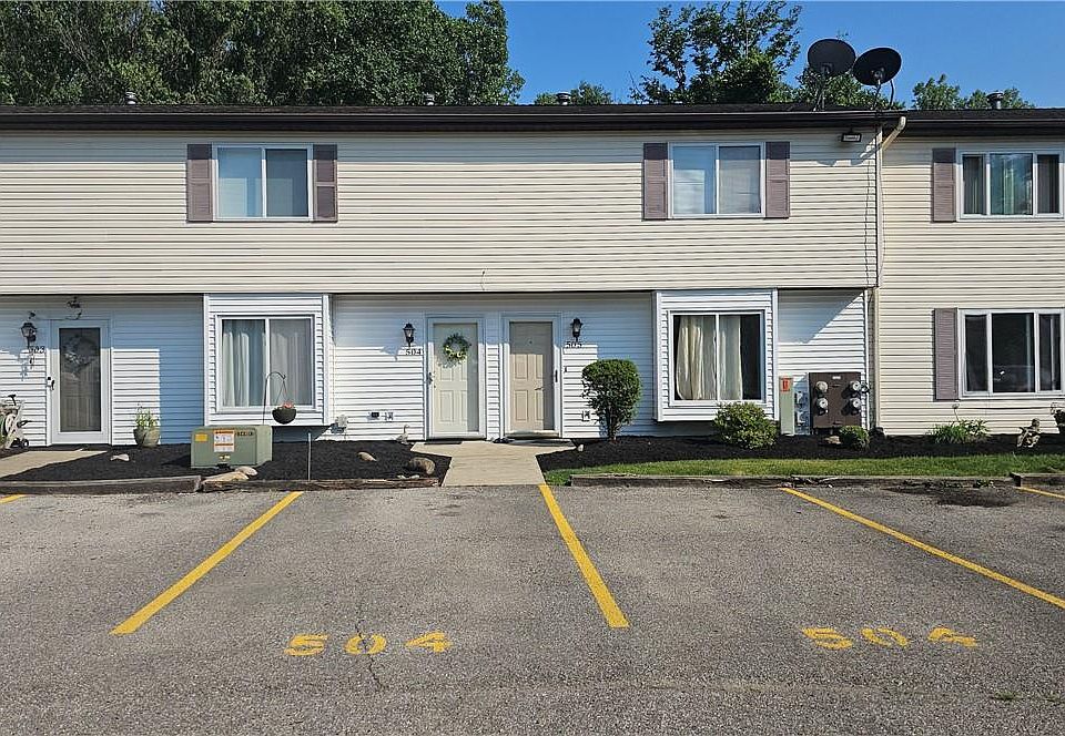1st image of 504 Maple Brook Dr