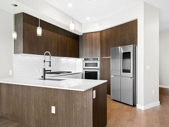 4th image of 4200L W 17th Ave #619
