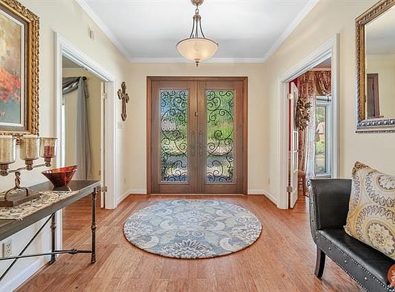 3rd image of 7 Stonebrook Ct