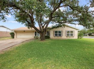 6001 Haden Dr, Waco, TX 76710