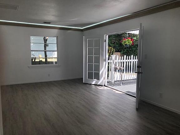 5th image of 5025 Genesta Ave