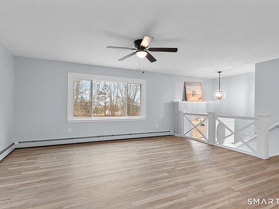 4th image of 33 Deer Ridge Road