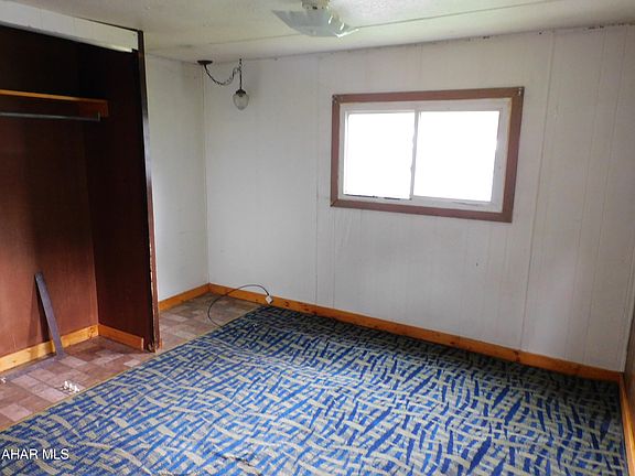 5th image of 1415 Rosehill Drive Ext