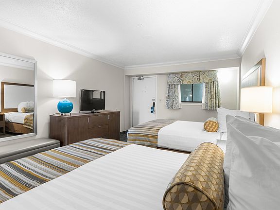 3rd image of 1105 S S Ocean Blvd. #506