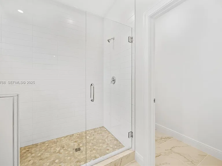 3542 NW Solange Ct — Photo 26