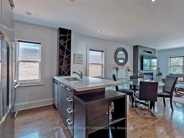 4 Belle Ayre Blvd #UPPER — Photo 6