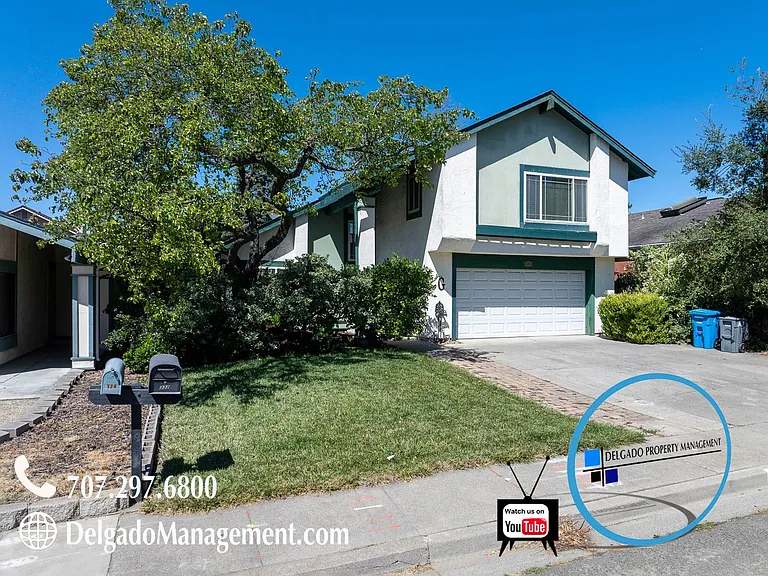 332 Robles Way — Photo 2