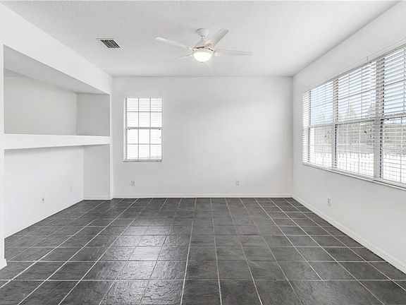 4th image of 32206 Brookstone Dr