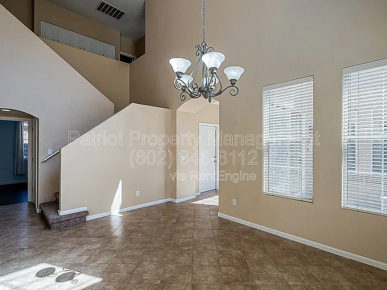 2078 E Flint St — Photo 4