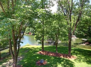 254 Clark Cove Rd, Statesville, NC 28677