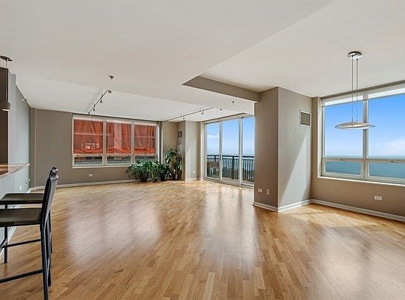 5th image of 1111 S Wabash Ave APT 3002