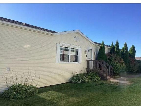 3rd image of 15 Ridgeway