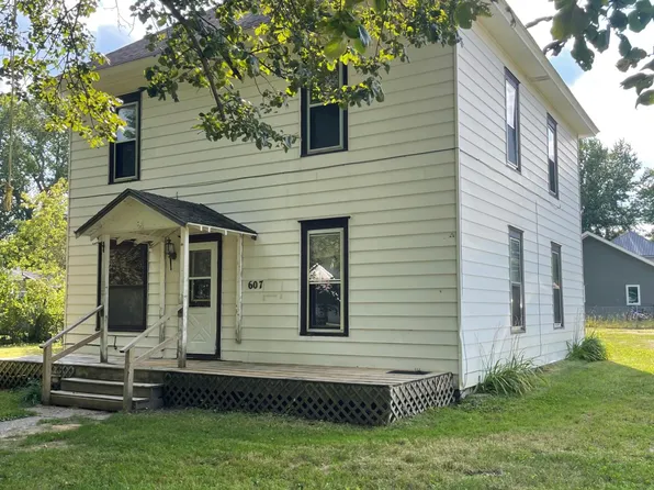 607 N Hazeldell Ave, Crandon, WI 54520