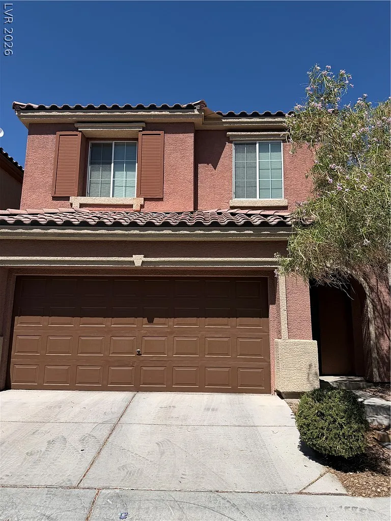 3 bed, 2.5 bath, 1547 sqft, $1,900 — Photo 1
