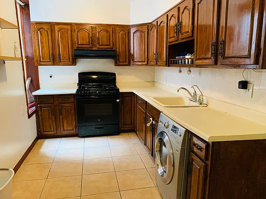 Rented by Douglas Elliman | media 5