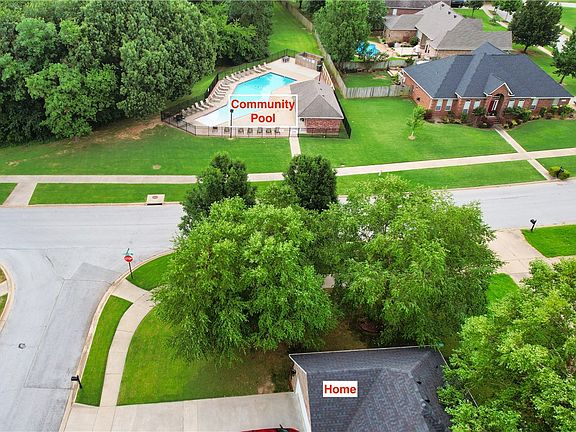 3rd image of 1907 N Settlement Ln