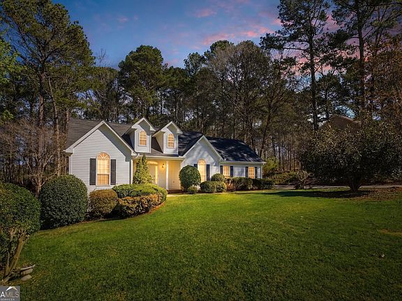 3rd image of 190 Cambridge Way