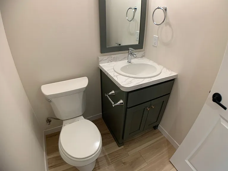 1360 Goldenwood Dr NW — Photo 11