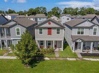 1933 White Feather Loop, Oakland, FL 34787