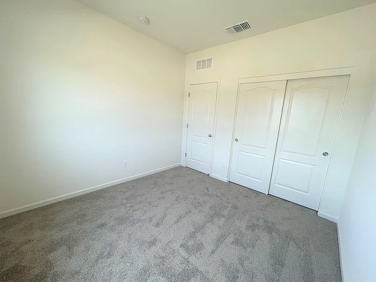 4211 Candle Ct — Photo 6