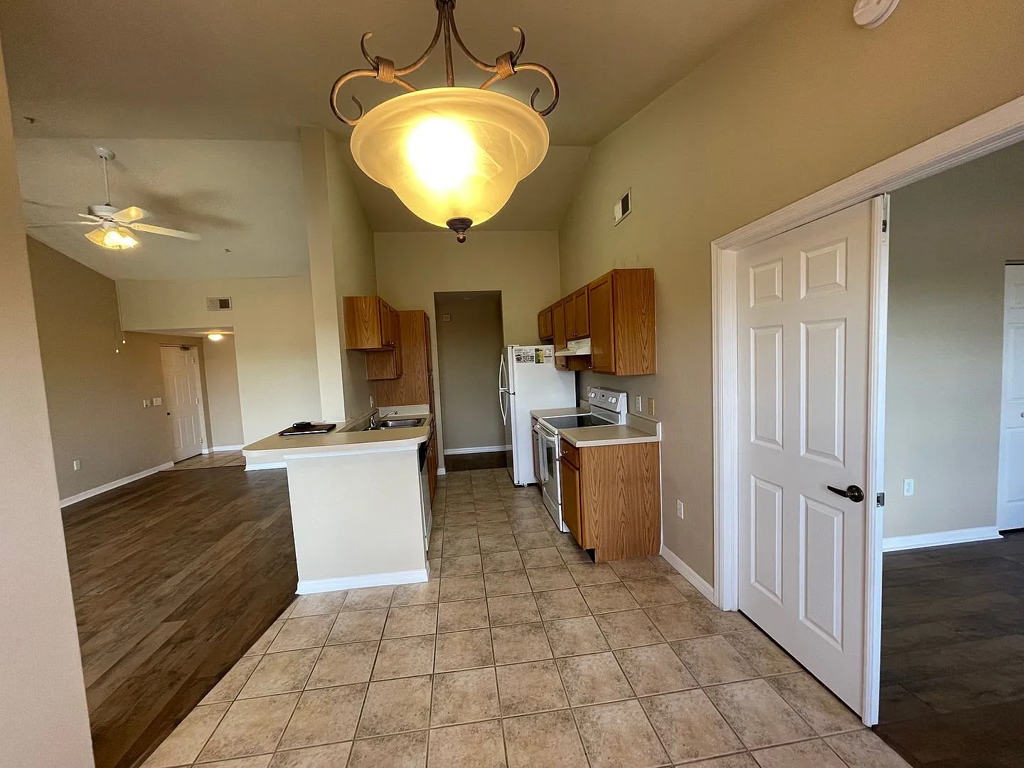 7965 Preserve Cir — Photo 3