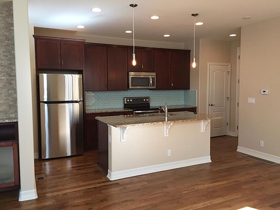 3rd image of 10963 E 28th Pl